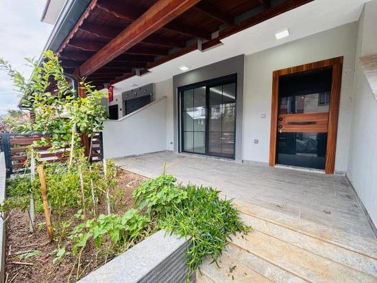 Seferihisar Payamlı'da Denize 350M Mesafede Modern & Müstakil Satılık 3+1 Villa