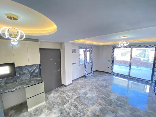Seferihisar Cumhuriyet’te Akıllı Ev Teknolojili, Tam Müstakil Lüks Satılık 3+1 Villa!