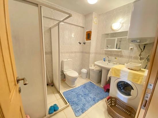 Seferihisar Cumhuriyet Mahallesi, Yıldız Tur Sitesi.mavi Ve Yeşilin Buluştuğu Satılık 3+1