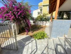 Doğanbey De Denize Manzaralı Geniş Bahçeli Mustakil Satılık 4+1 Villa