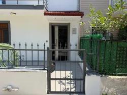 Menderes Özdere Çukuraltı Mah. Satılık 3+1 Villa - 165 m²