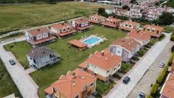Menderes Gümüldür Gümüldür İnönü Mah. Satılık 3+1 Villa - 443 m²