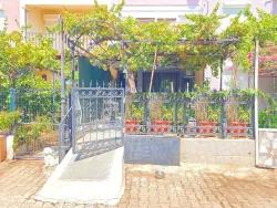 Seferihisar Ürkmez Bengiler Mah. Satılık 3+1 Villa - 150 m²