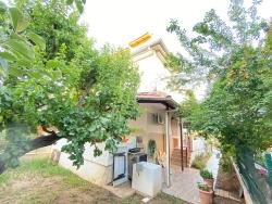 Seferihisar Doğanbey Cumhuriyet Mah. Satılık 4+1 Villa - 230 m²