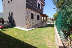 Seferihisar Ürkmez Mersin Alanı Mah. Satılık 3+1 Villa - 200 m²