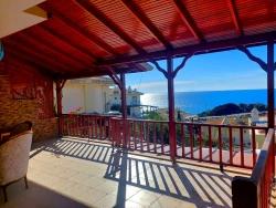 Seferihisar Doğanbey De Deniz Manzaralı Satılık 4+1 Villa