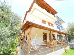 Seferihisar Cumhuriyet’te Denize 400M Mesafede Satılık 7+1 Köşe Villa!