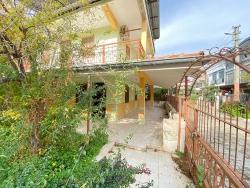 Doğanbey De Deniz Tarafında Denize 100M Satılık 3+1 Villa