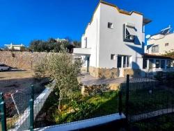 İzmir Seferihisarde 130 M2 Atatürk Mah Bahçeli Satılık 3+1 Yazlık