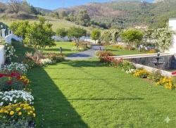 Seferihisar Kavakdere Mah. Satılık 3+2 Villa - 550 m²