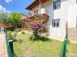 Seferihisar Ürkmez Mersin Alanı Mah. Satılık 3+1 Villa - 150 m²