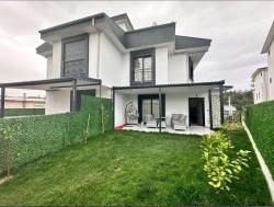 Seferihisar Doğanbey Payamlı Mah. Satılık 2+1 Villa - 125 m²