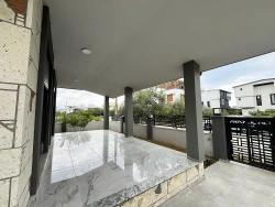 Seferihisar Cumhuriyet'te Denize 850M Mesafede Sıfır 3+1 Müstakil Villa