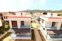 Seferihisar Doğanbey Cumhuriyet Mah. Satılık 3+1 Villa - 230 m²