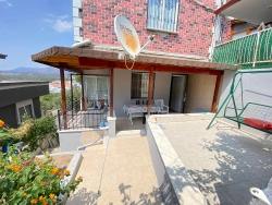 Seferihisar Mersin Alanı’nda Denize 100M, Masrafsız Bahçeli Tadında Zemin Kat Satılık 1+1