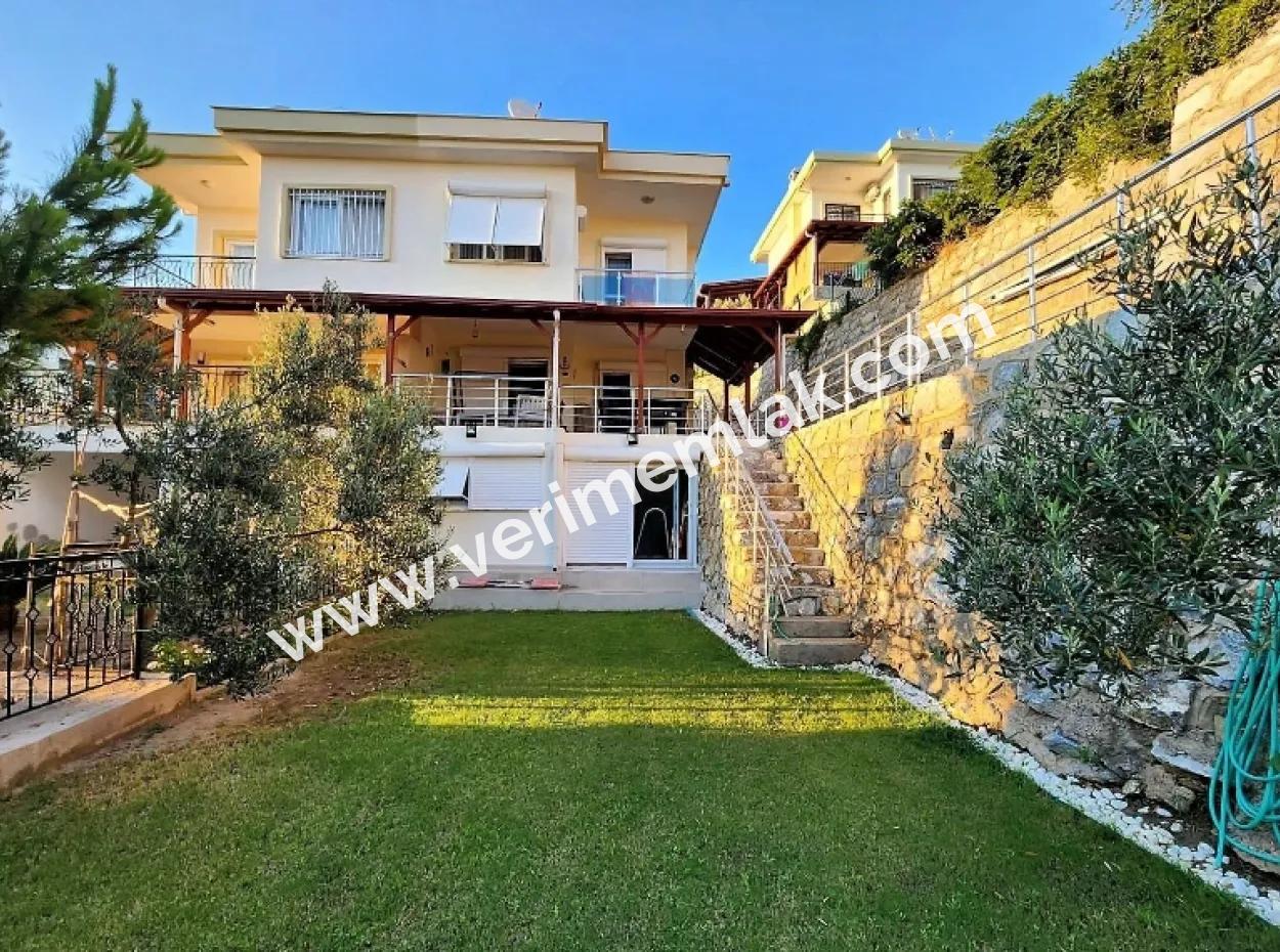 Doğanbey De Fııu Deniz Satılık 5+2 Villa