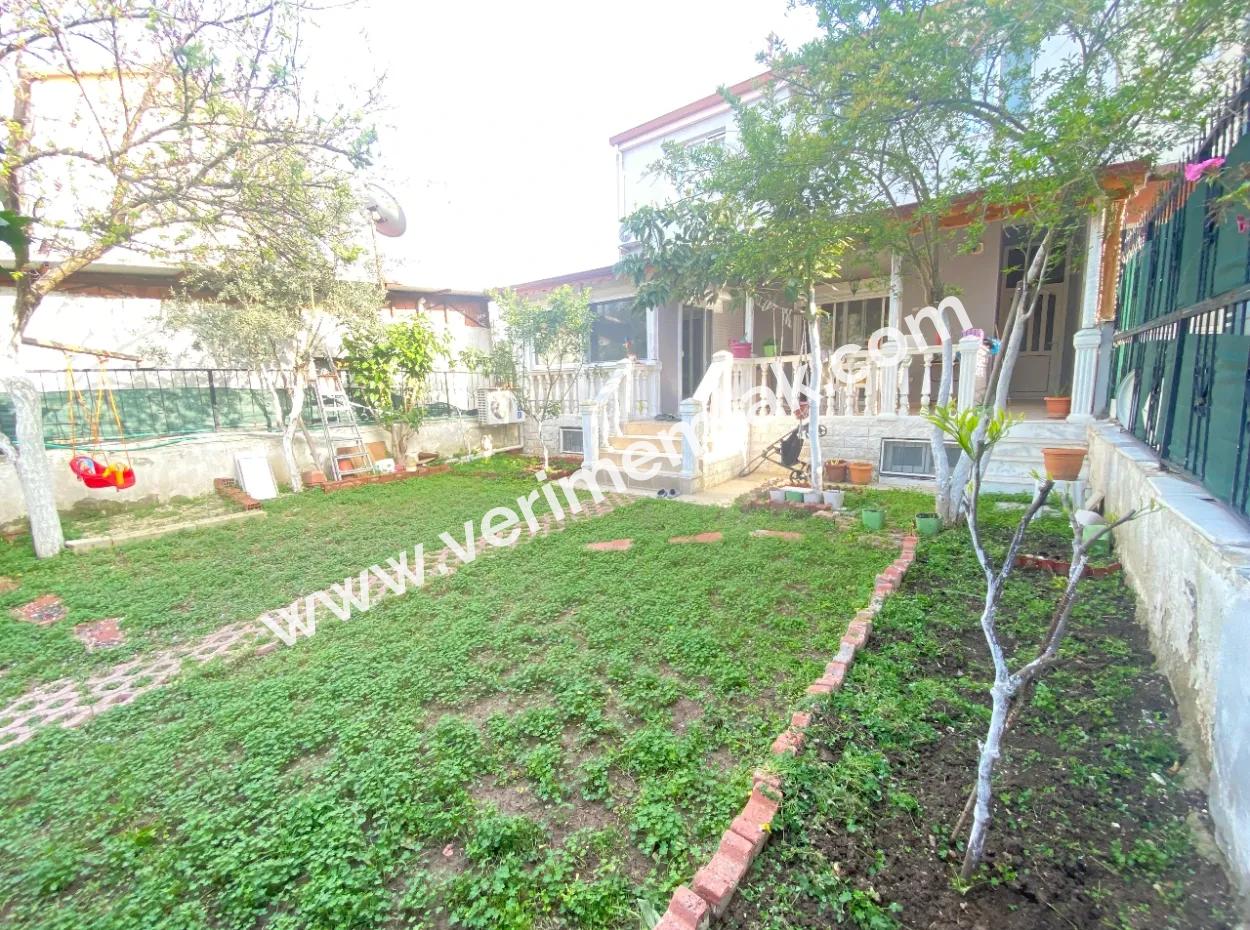 Ürkmez De Denize 100M Komple Bina Müstakil Satılık 7+3 Daireler