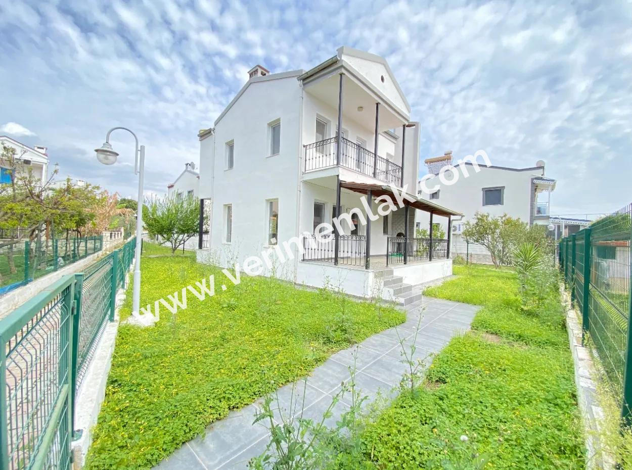 Doğanbey De Denize 100M2 Satılık 3+1 Villa