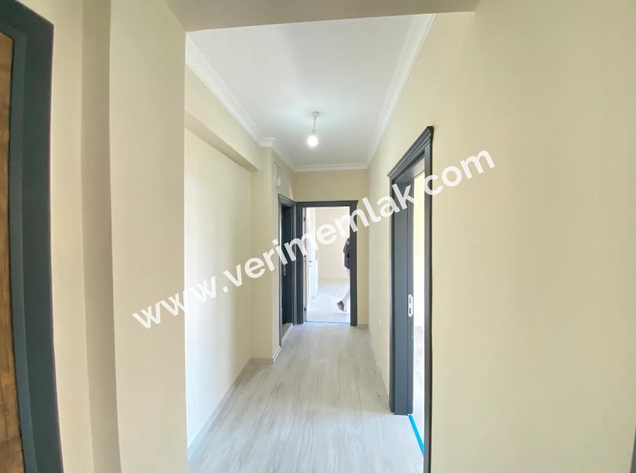 Gümüldür De Deniz Manzaralı Asansörlü Satılık 2+1 Daire