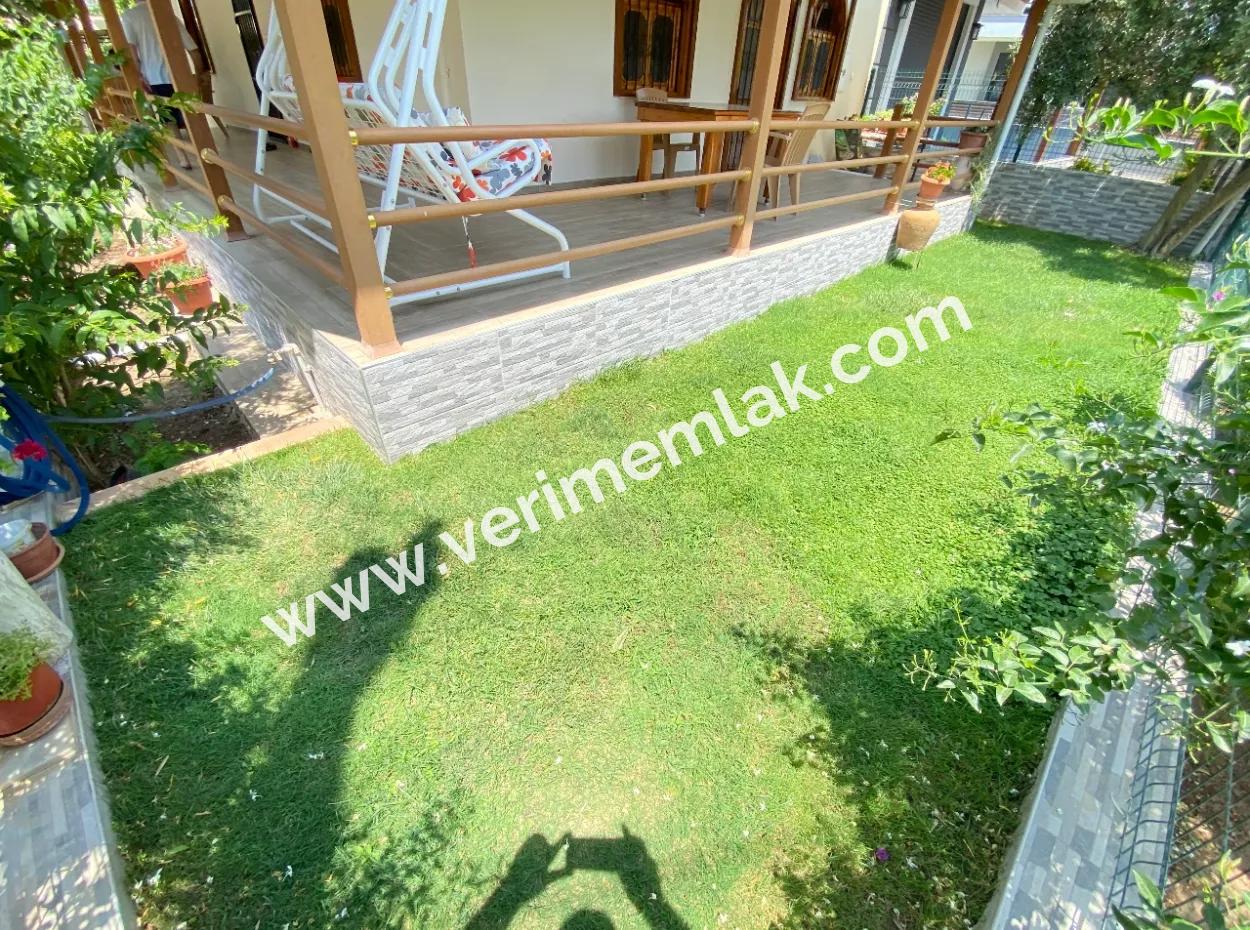 Doğanbey Merkezinde Denize 350M2 Ultra Lüx 7+2 Villa