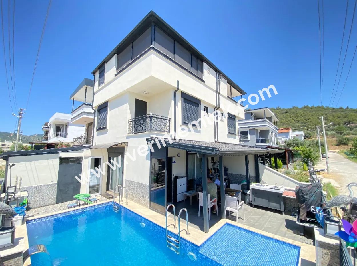 Doğanbey De Akıllı Ve Köşe Villa 4+1 Özel Tasarım Satılık Ful Eşyalı