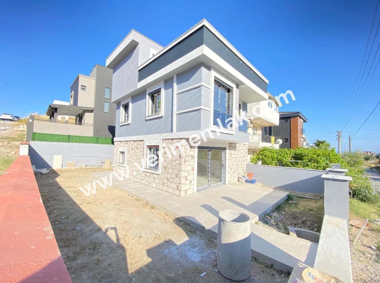 Doğanbey De Tek Mustakil Otoparklı Ultra Lüx Satılık 4+1 Villa