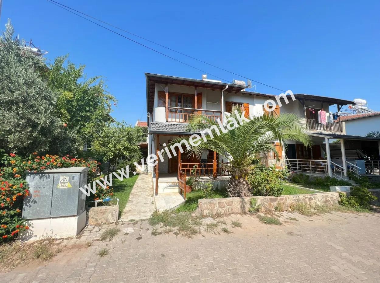 Seferihisar Ürkmezde Deniz Tarafınde Satılık 3+1 Villa