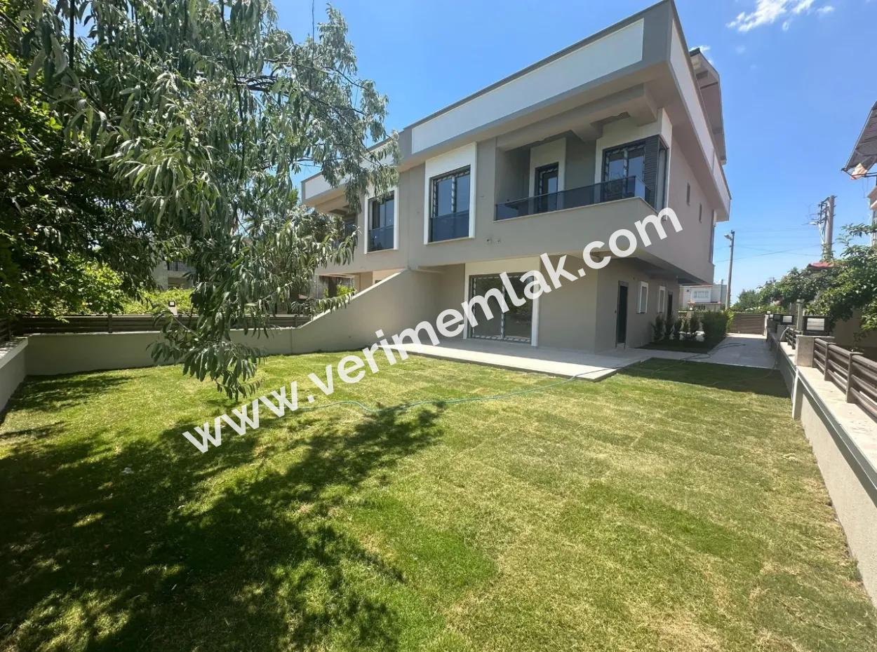 Özdere De Büyük Bahçeli Denize Yürüme Mesafesinde 3+1 Villa