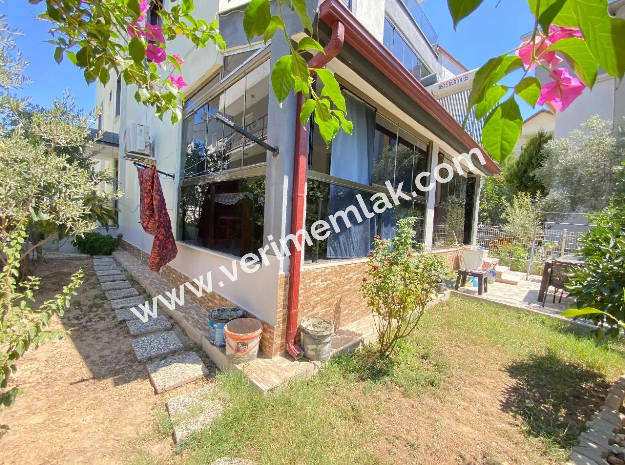 Ürkmez De Lokasyonu Merkezi Konumda Lüks Deniz 400Mt Satılık 3+1 Dublex Daire