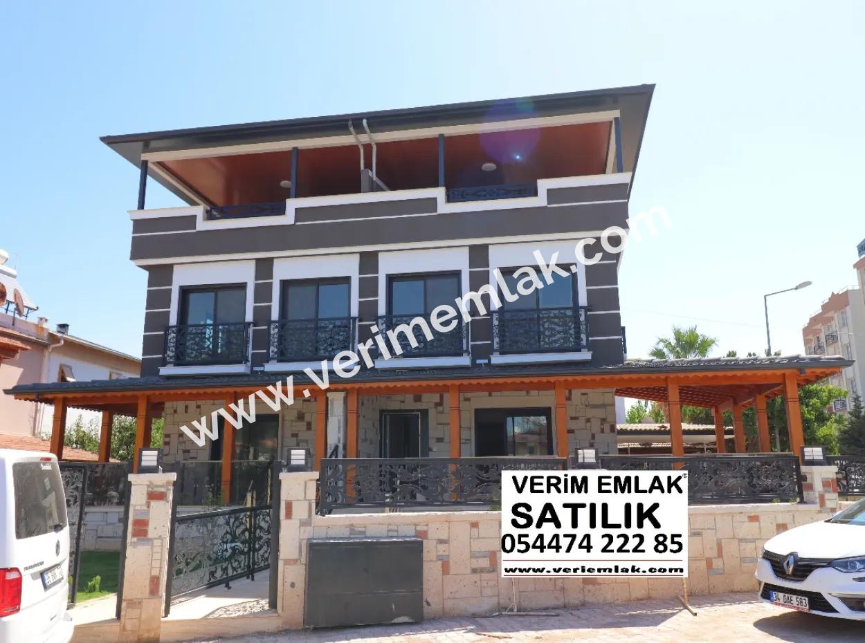 Seferihisar Ürkmezde Denize Tarafında Satılık 3+1 Villa