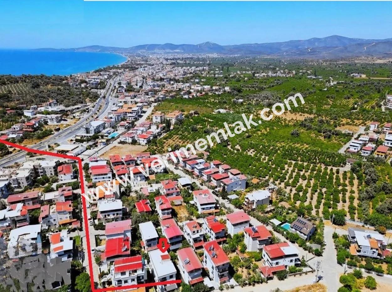 Ürkmez De Lokasyonu Merkezi Konumda Lüks Deniz 400Mt Satılık 3+1 Dublex Daire