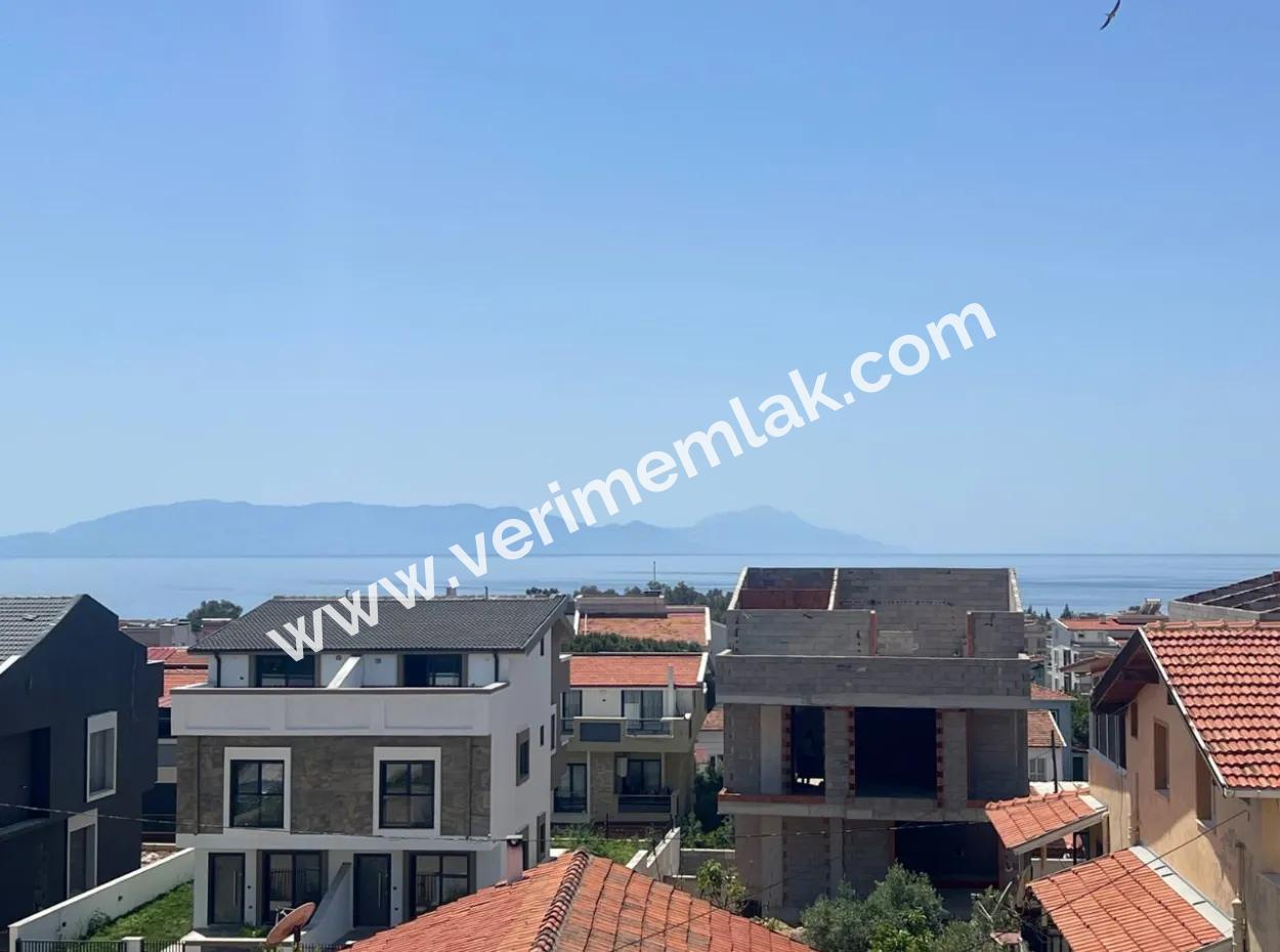 Özdere De Denize Yakın Manzaralı Otoparklı Satılık 3+1 Villa