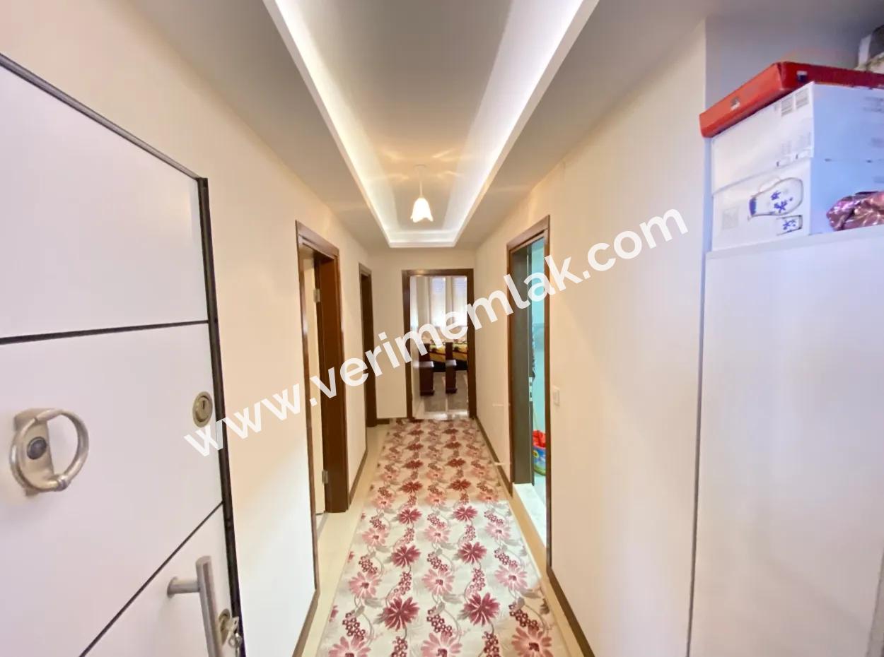 Ürkmez Merkezde Denize 350 Metre Satılık 2+1 Daire