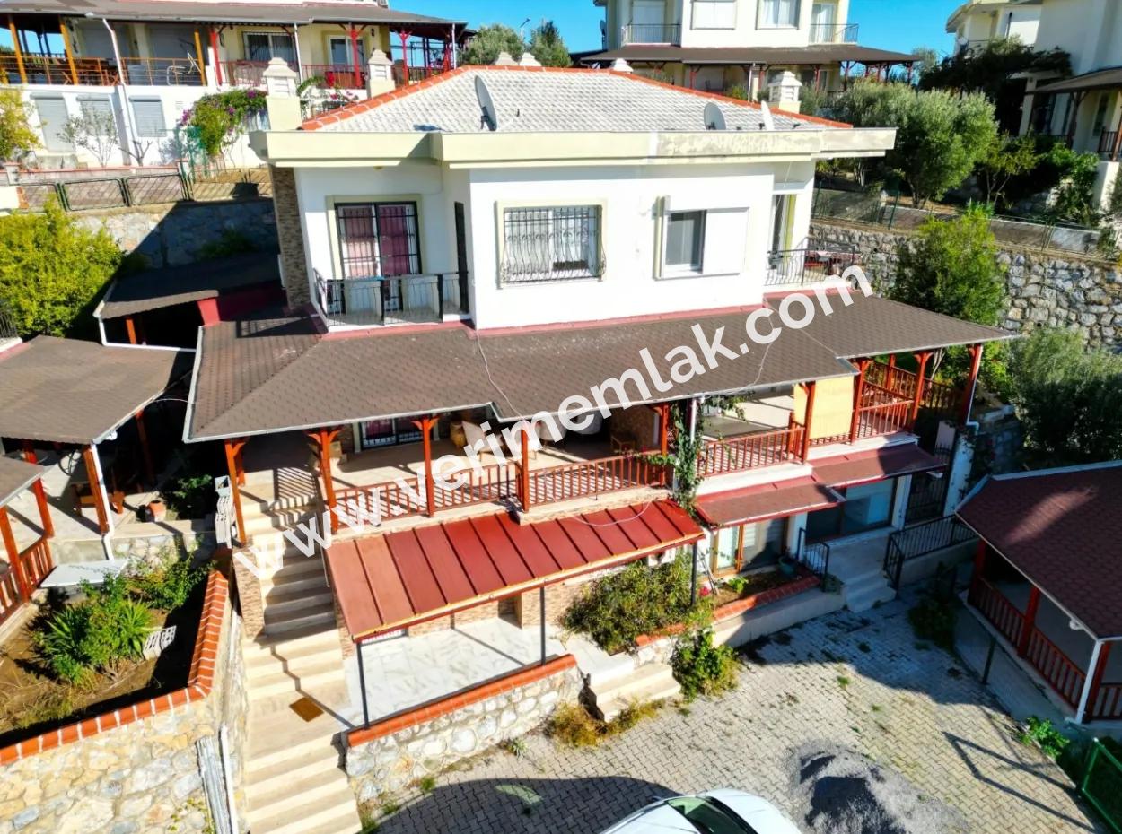 Seferihisar Doğanbey De Deniz Manzaralı Satılık 4+1 Villa