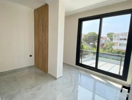 Doğanbey De Denize 150 Mt Mesafede Köşe Villa Satılık 3+1