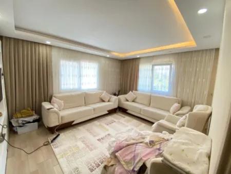 Ürkmez Merkez'de Ayrı Mutfaklı 110M2 3+1 Tek Daire