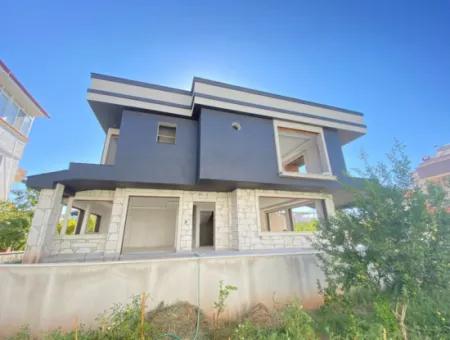 Doğanbey Payamlı Da 122M Kullanım Alanı Lüks Satılık 3+1 Villa