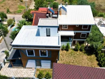 *Izmir Seferihisar,Payamlı Da Deniz Tarfında Satılık 3+1 Villa