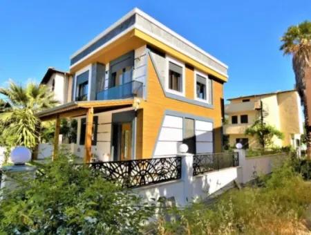 *Izmir Seferihisar,Payamlı Da Deniz Tarfında Satılık 3+1 Villa