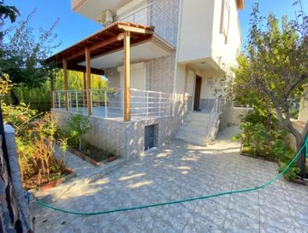 Ürkmez Deniz Tarafında Full Deniz Manzaralı Emsalsiz Çok Özel Mustakil 4+1 Villa