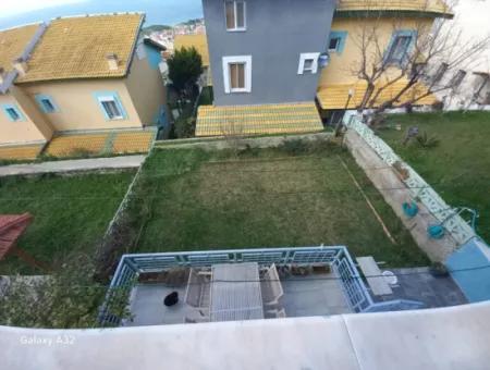 Doğanbey De Full Deniz Manzaralı Havuzlu Siteiçi Satılık 3+1 Villa