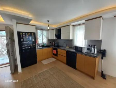 Doğanbey De Full Deniz Manzaralı Havuzlu Siteiçi Satılık 3+1 Villa