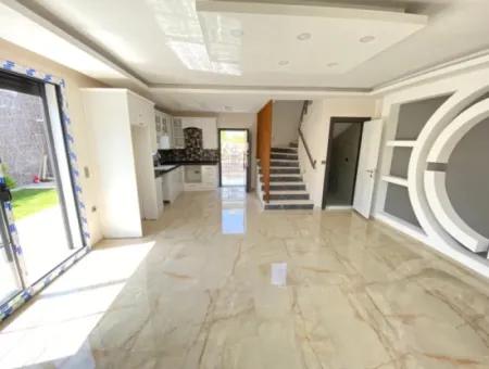 Doğanbey De Mustakil Full Deniz Manzarlı Ultra Lüks Satılık 3+1 Villa