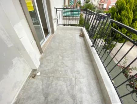 Ürkmez De Çarşi Merkeznde Deniz 200M Satılık 2+1 Daire