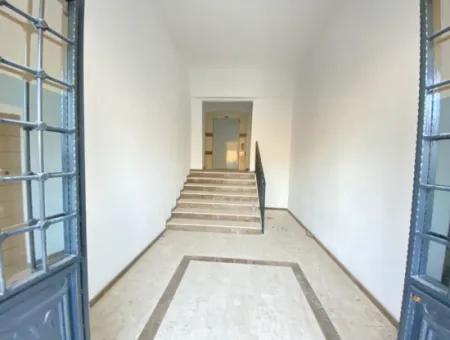 Gümüldür De Asansör Full Demiz Manzarlı Satılık 1+1 Daire