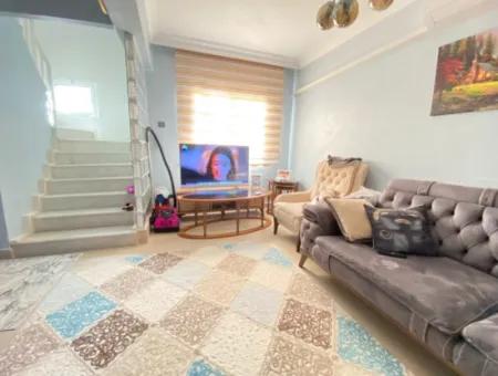 Ürkmez De Deniz Yalın Satılık 3+1 Villa