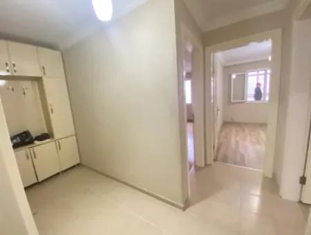 Ürkmez De Çarşı Merkezinde Denize Yakın Satılık 2+1 Daire