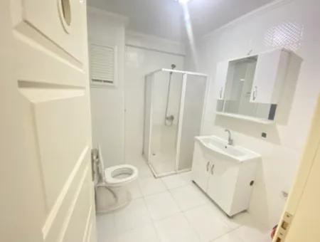 Ürkmez De Çarşı Merkezinde Denize Yakın Satılık 2+1 Daire