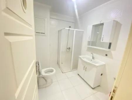 Ürkmez De Çarşı Merkezinde Denize Yakın Satılık 2+1 Daire