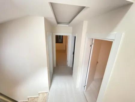 Doğanbey De Denize Çok Yakın Müstakil Satılık 3+1 Villa